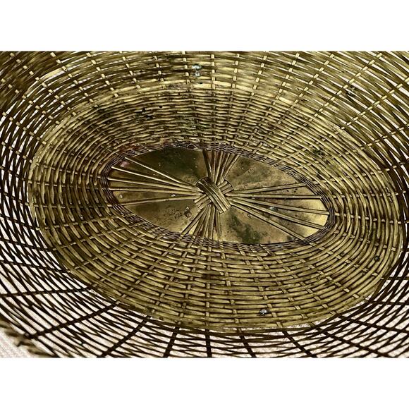 Vintage Brass Woven Basket, Oval Bread Basket, Gold Metal Basket - Picture 7 of 10